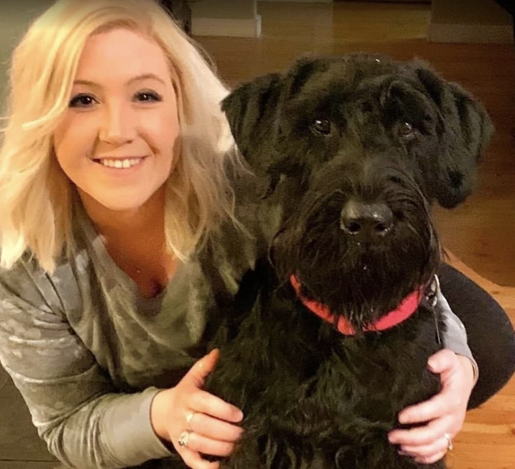 Dog Training Bozeman Mt Courtney Trainier Bio Photo Dog Training Bozeman Mt Courtney Trainier Bio Photo